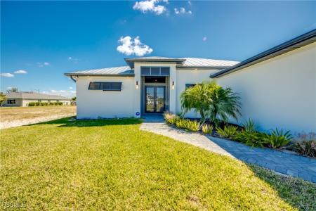 1531 NW 40th Place, Cape Coral, Floride 33993, États-Unis