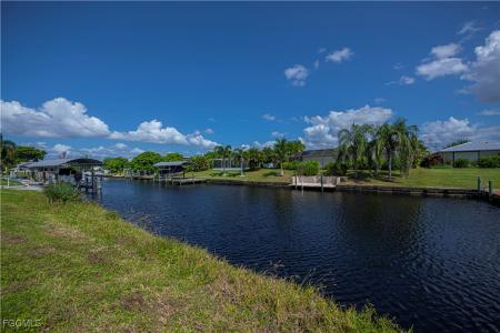 3725 SE 13th Avenue, Cape Coral, Florida 33904