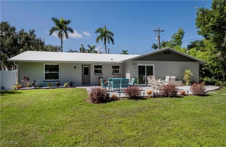 62 W North Shore Avenue, North Fort Myers, Floride 33903, États-Unis