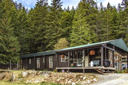 1464 Hulett Hill Drive, Sandpoint, Idaho 83864, USA