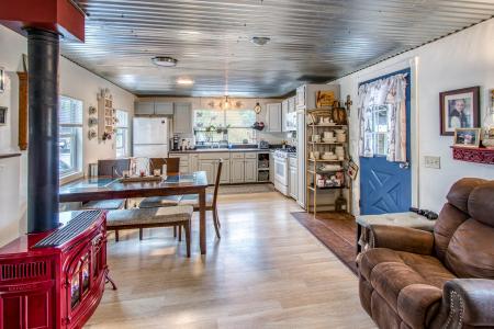 1464 Hulett Hill Drive, Sandpoint, איידהו 83864, ארצות הברית של אמריקה