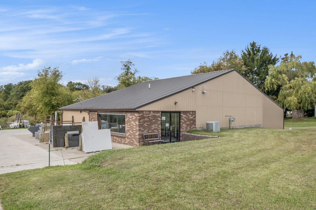 7887 Elm Avenue, Newaygo, Michigan 49337, Estados Unidos