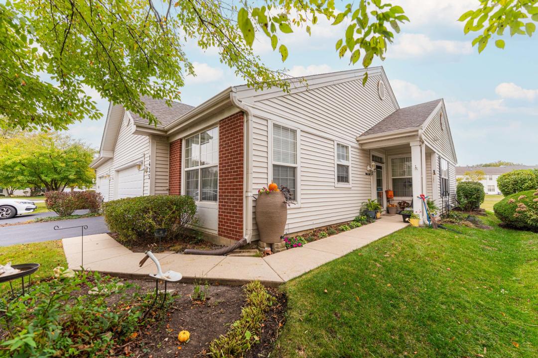 1435 Cambria Drive, Dekalb, Illinois 60115, USA