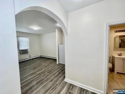 382-386 Highland , 104, Kearny, نيو جيرسي 07032, الولايات المتحدة