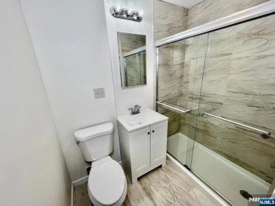 382-386 Highland , 104, Kearny, نيو جيرسي 07032, الولايات المتحدة