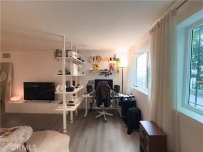 532 N Rossmore Av , 102, Los Angeles, California 90004, HOA KỲ