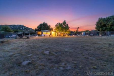 2052 Boulder Oaks Rd, Potrero, California 91963, USA