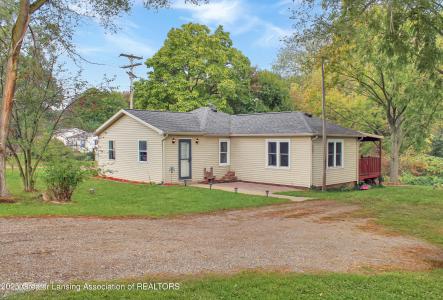 7752 Coon Hill Road, Munith, Michigan 49259, USA