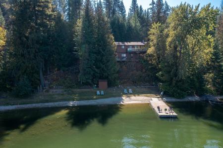12019 N Sutton Bay Rd, Newman Lake, Washington 99025, USA