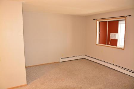 10118 100 AVENUE, Peace River, Alberta T8S 1R3, Canadá