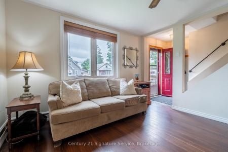 109 SANTONE AVENUE, Welland, Ontario L3C 2J5, Canada