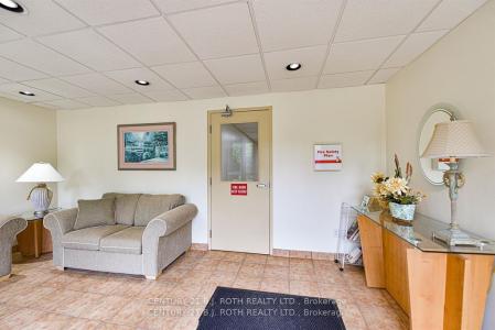 125 BOND STREET, Orillia, Ontario L3V 1J7, Kanada