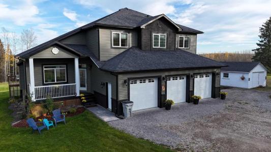 7 BENCH CREEK ESTATE, Edson, Alberta T7E 0B3, Canada