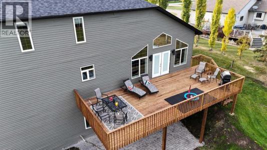 7 BENCH CREEK ESTATE, Edson, Alberta T7E 0B3, Canada