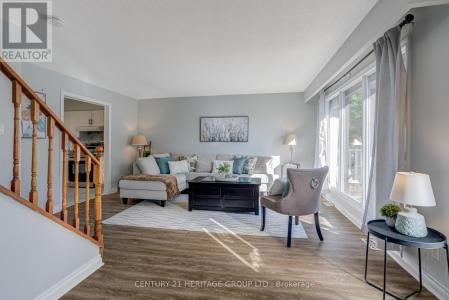 146 SAND ROAD, East Gwillimbury (holland Landing), אונטריו L9N 1H9, קנדה