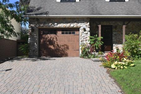 870 Rue Drouin, Laval (Sainte-Dorothée), Quebec H7X 2X4, Canada