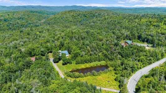 709 Ch. de Chertsey, Sainte-Marguerite-du-Lac-Masson, 魁北克省 J0T 1L0, 加拿大