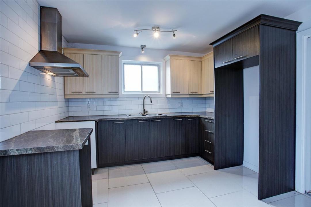 12087 Rue Marsan, Montréal (Ahuntsic-Cartierville), Quebec H4J 1S9, Canada