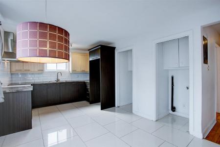 12087 Rue Marsan, Montréal (Ahuntsic-Cartierville), Quebec H4J 1S9, Canada