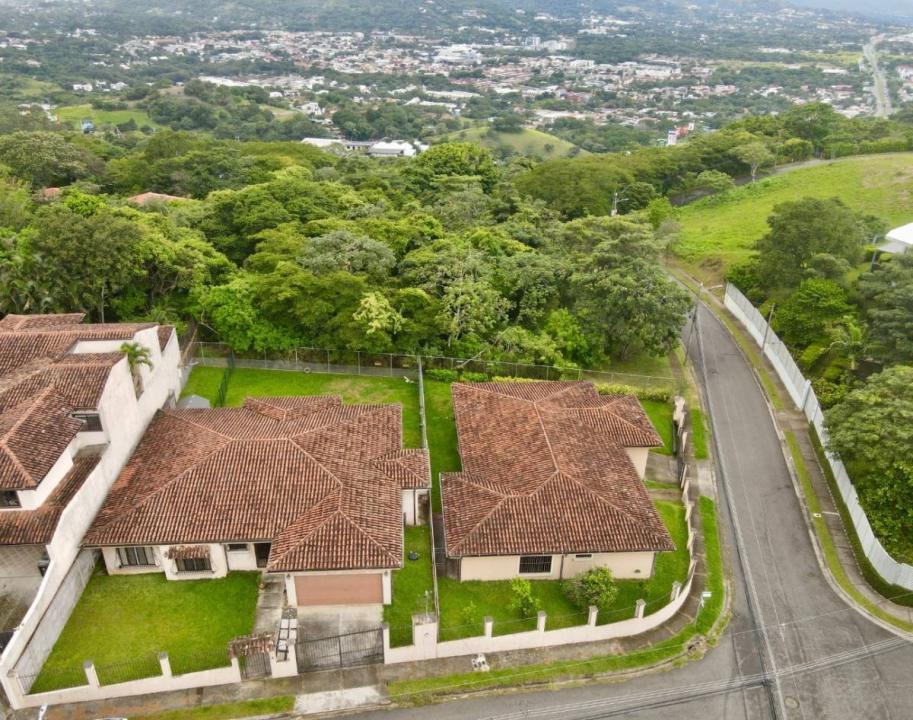 Las Veraneras , Pozos Santa Ana, San José 10903, Коста-Рика