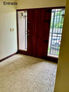 Las Veraneras , Pozos Santa Ana, San José 10903, Коста-Рика