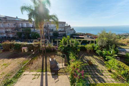 Via dei Ciclopi, Aci Catena, Sicilia 95022, Italy