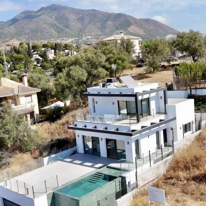 Malaga, Andalucía 29650, Spain