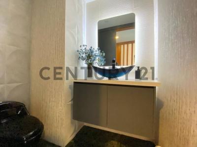 Bernardo de Legarda y César Borja s/n, Quito, Pichincha 00001, Equador