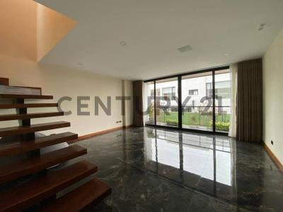 Bernardo de Legarda y César Borja s/n, Quito, Pichincha 00001, Equador