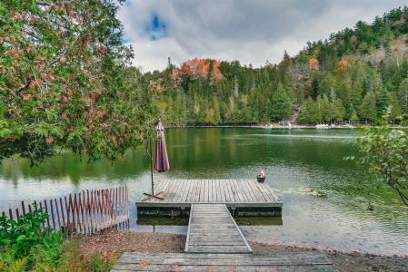 83  Ch. Townsend, La Pêche, Québec J0X 1A0, Canada