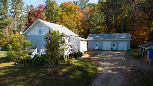 20  Ch. de la Traverse-de-Blue Sea, Gracefield, Квебек J0X 1W0, Канада