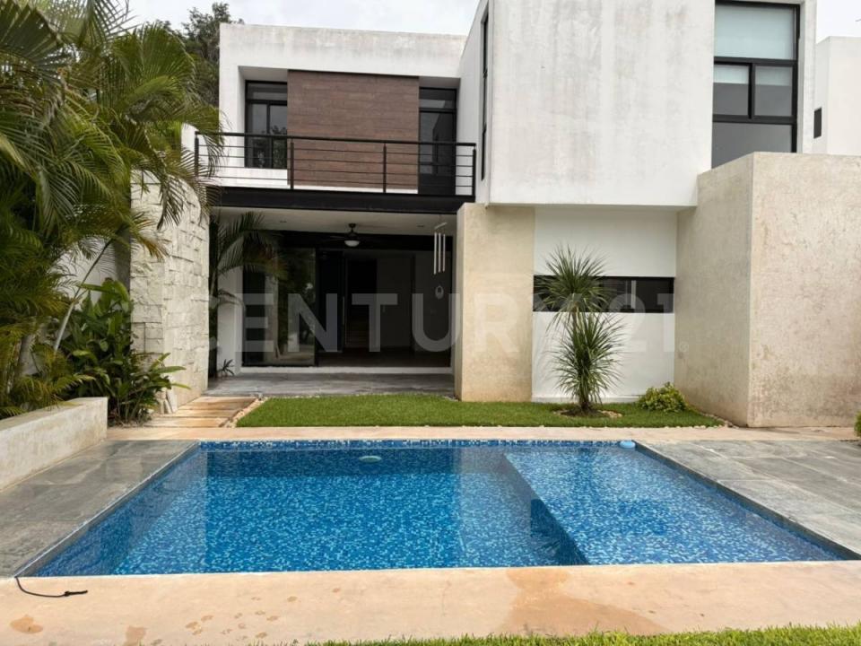 1 48,, Mérida, Yucatan 97305, Mexico