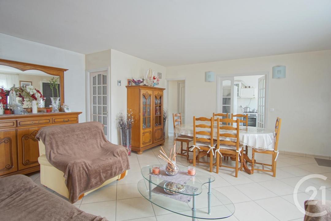 Choisy Le Roi, イル＝ド＝フランス 94600, アキタン