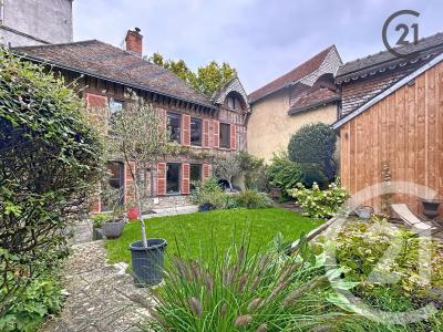 Troyes, Champagne-Ardenne 10000, France