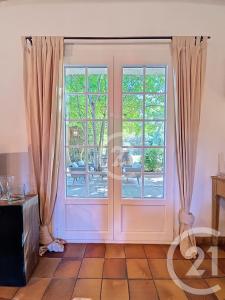 Raphele Les Arles, Provence-Alpes-Côte D'Azur 13280, France