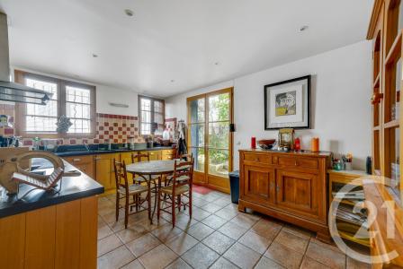 Vanves, Île-de-France 92170, France