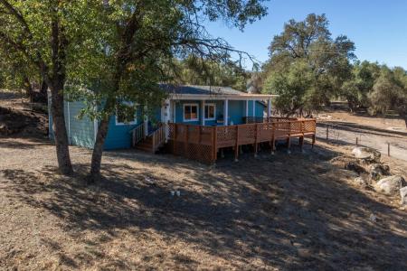 42661 Little Rock Way, Ahwahnee, California 93601