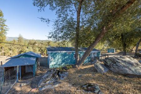 42661 Little Rock Way, Ahwahnee, California 93601