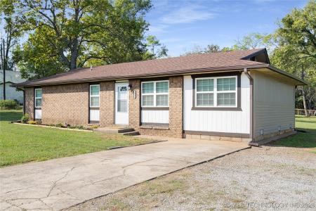 1911 N Maple Street, Sallisaw, Oklahoma 74955, États-Unis