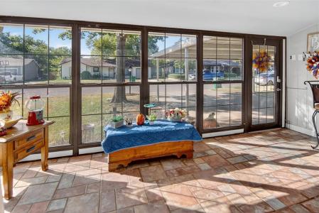 5213 Mallory Drive, Haltom City, Texas 76117, Stati Uniti