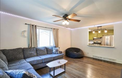 635 N Hawkins Avenue, Akron, 俄亥俄州 44313, 美国