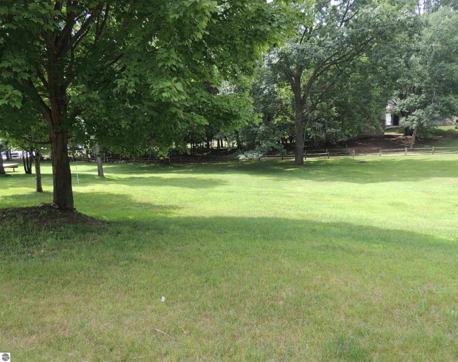 1030 Granada Drive, Lake Isabella, Мичиган 48893, Соединенные Штаты