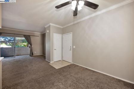 701 Gibson Dr , 1712, Roseville, Californie 95678-5746, États-Unis