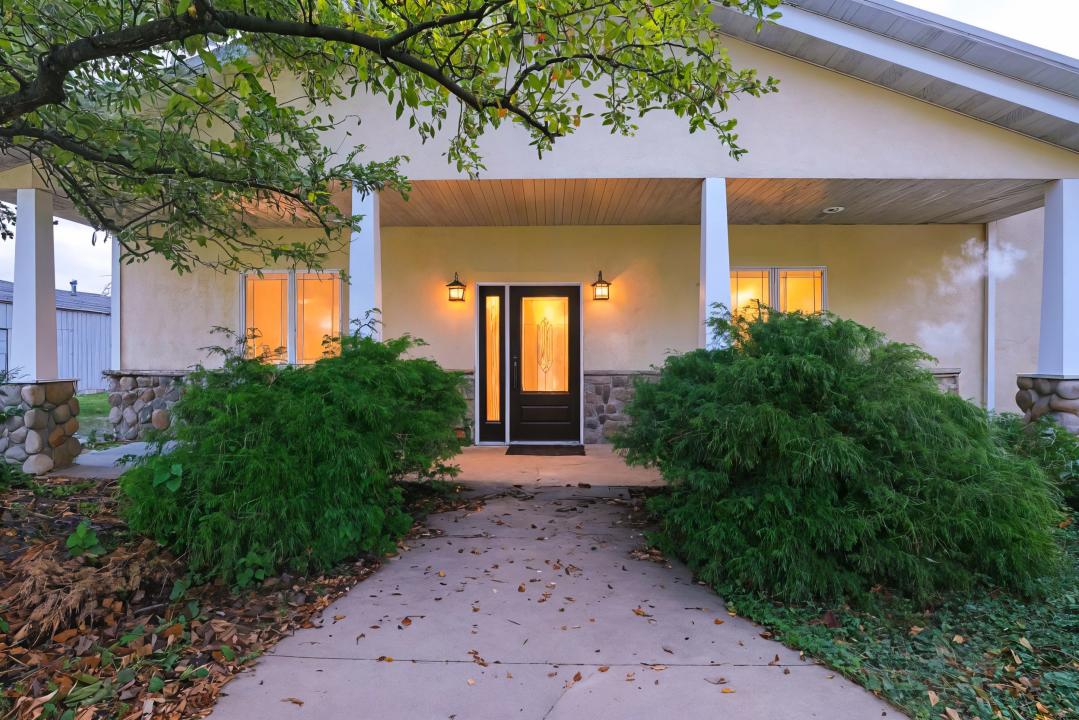 216 S 15th Ave., Washington, Iowa 52353, USA