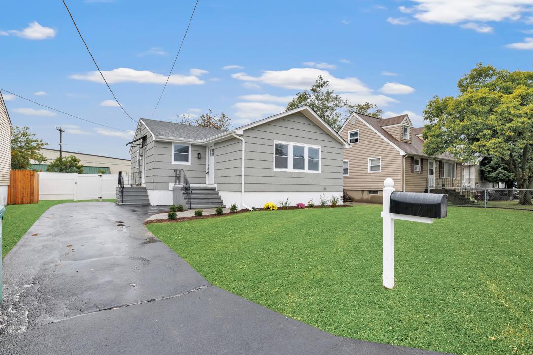 65 Masarik Ave, Stratford, קונטיקט 06615, ארצות הברית של אמריקה 