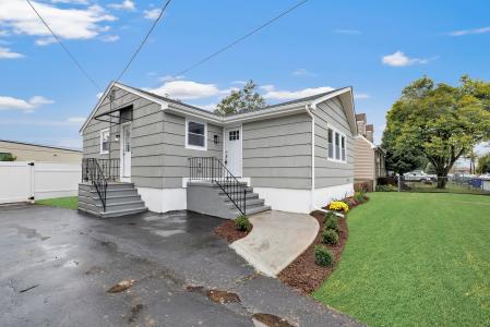 65 Masarik Ave, Stratford, קונטיקט 06615, ארצות הברית של אמריקה 