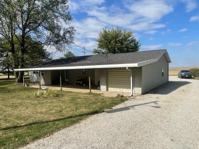 453 CR 1750N, Bethany, Illinois 61914