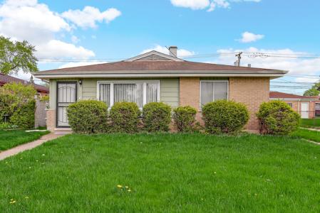 1383 Greenbay Ave, Calumet City, Illinois 60409, USA