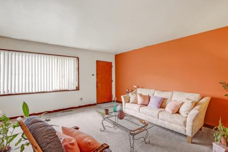 1383 Greenbay Ave, Calumet City, Illinois 60409