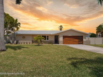 931 Fourth Street, Cocoa Beach, Florida 32931, USA